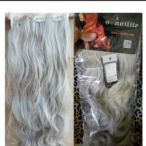 24' long clip in extensions platinum blonde